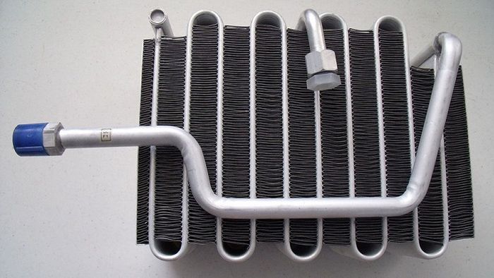 Evaporator AC Mobil