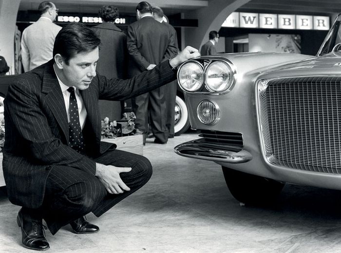 Sergio Pininfarina, anak dari Battista Pininfarina pada masa mudanya