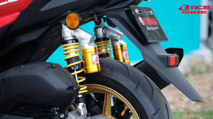 Shock belakang juga diganti tuh