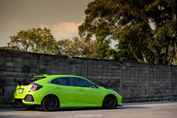 Tampilan belakang maish tampak sporti