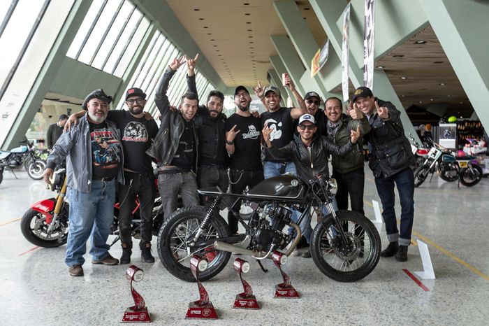 istimewa deh cafe racer ini