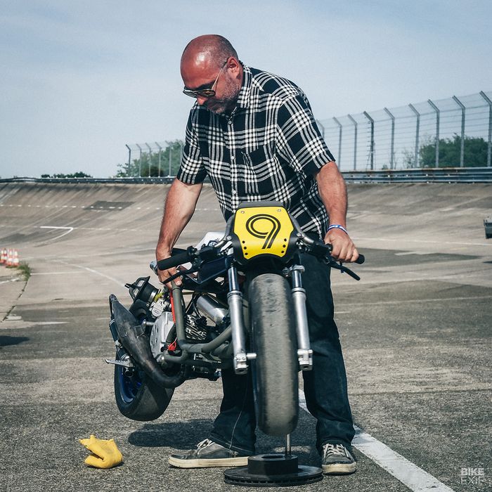 Istimewa banget deh skuter drag racing ini