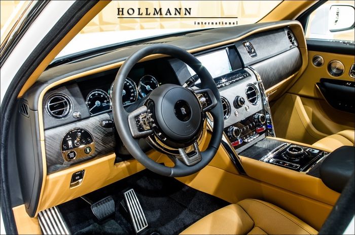 Rolls Royce Cullinan Mansory