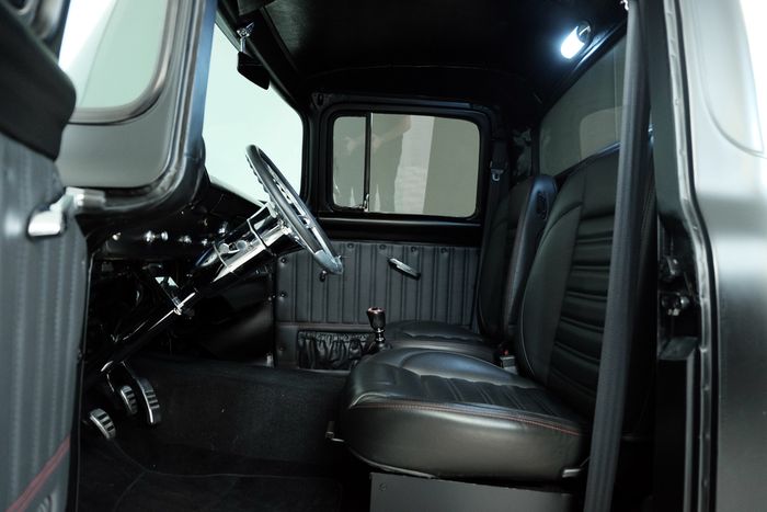 Kabin juga diubah jadi lebih muda