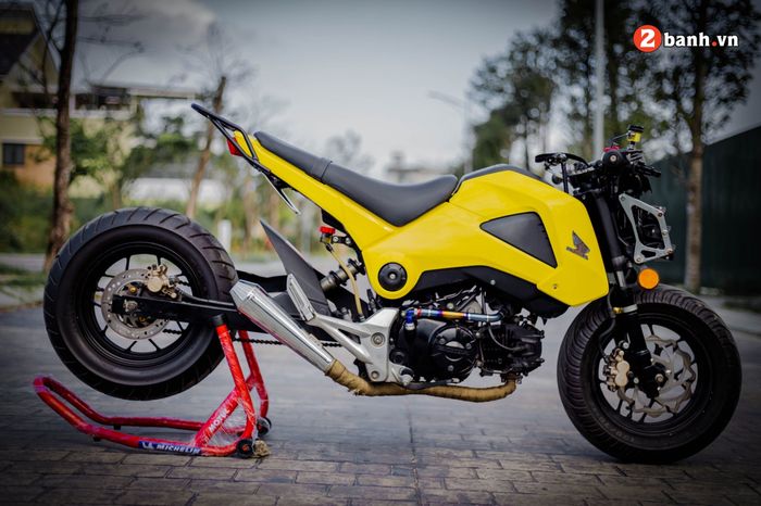 Pakai swingarm super panjang