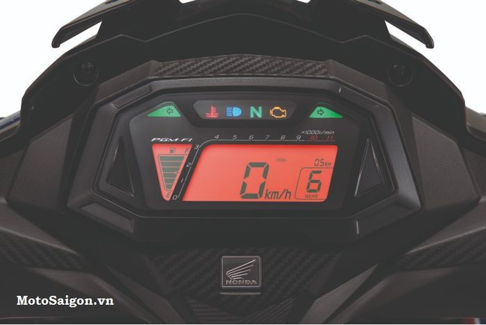 Speedometer digital pada Honda RS150R sama seperti Honda Supra GTR 150