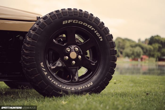 Pakai pelek 18 inci dibungkus ban BFGoodrich Mud-Terrain 305/60/R18