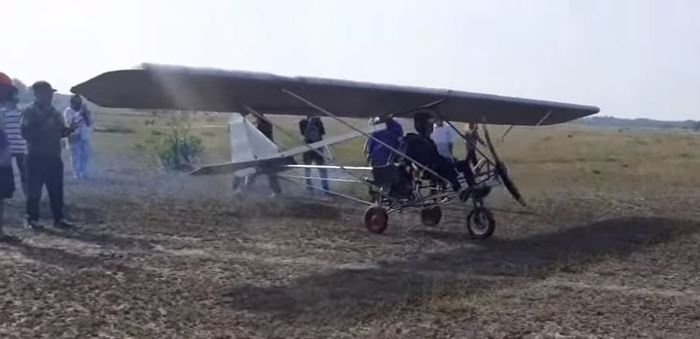 Pesawat Ultralight dari mesin Kawasaki Ninja 150RR bikinan montir asal Pinrang, Sulawesi Selatan