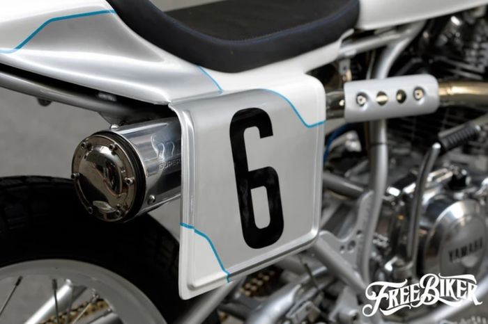 Number plate samping jadi cover knalpot