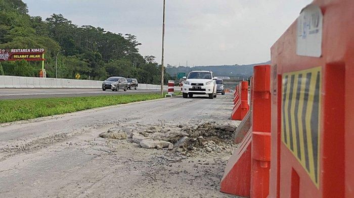 Kondisi jalan akses masuk rest area tol Solo-Semarang