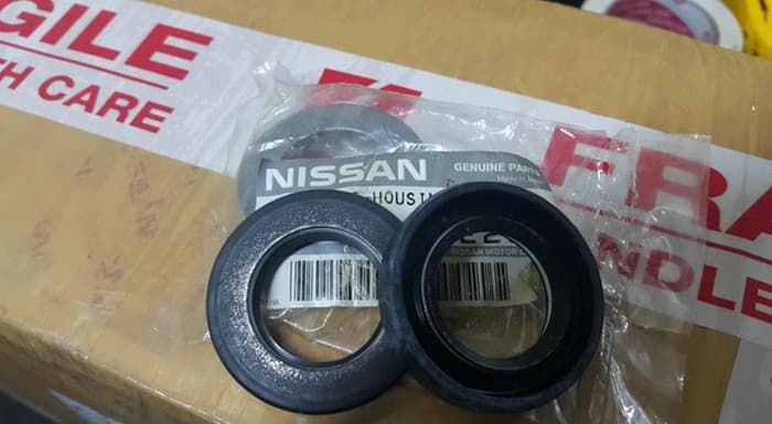 Seal rack steer Nissan Elgrand E51