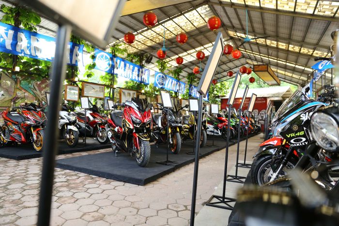 Customaxi Yamaha x Yamaha Heritage Built 2020