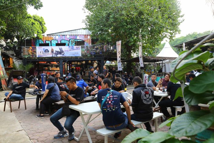 Customaxi Yamaha x Yamaha Heritage Built 2020