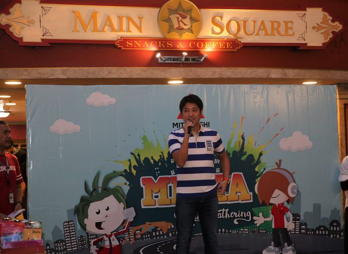 Presiden Direktur PT MMKSI, Naoya Nakamura menyampaikan sambutan