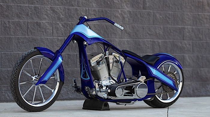 Dinah Chopper, motor kustom pertama Jesse Rooke