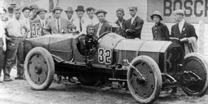 Ray Harroun saat menjuarai Indianapolis 500 pada tahun 1911
