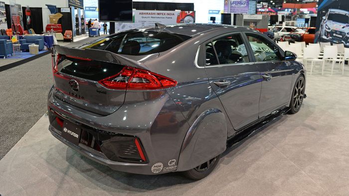 Tampilan belakang Hyundai HyperEconiq Ioniq concept