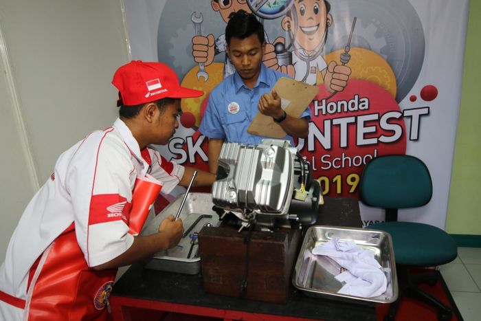 Kompetisi Astra Honda Skill Contest (AHSC) for Vocational School.