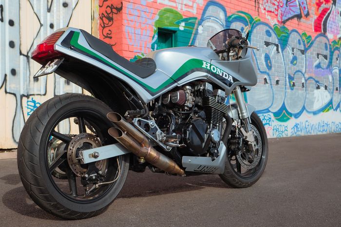 Kaki-kaki mendapat upgrade