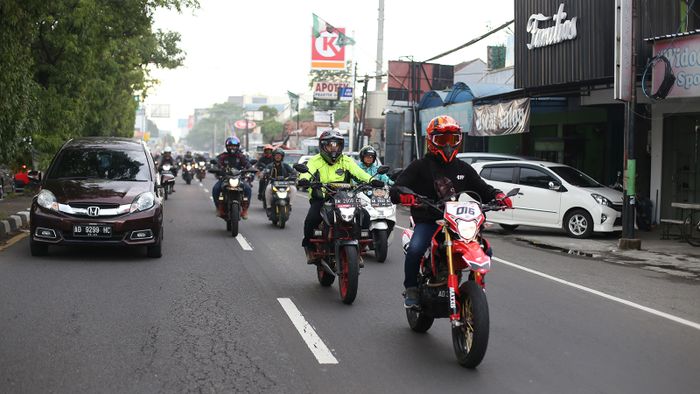 Acara dimulai dengan city rolling