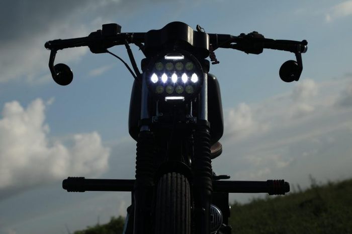 Headlamp LED dan setang kustom model zero drag