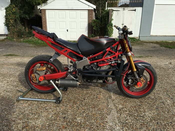 Stunt bike yang istimewa