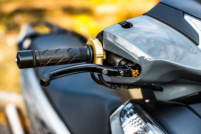 Master rem depan dari Brembo