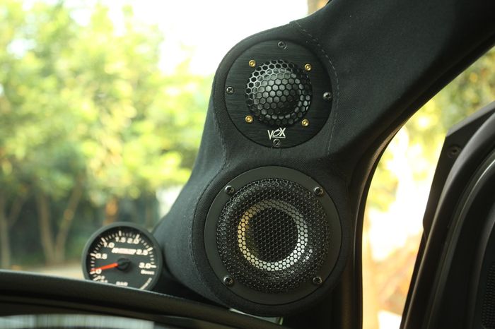 Speaker 3way untuk suara depan