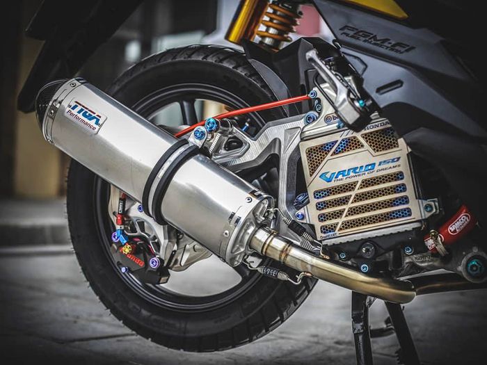 Muffler Tiga Performance biar suaranya gahar