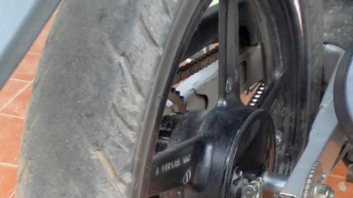 Ilustrasi kondisi ban kotak