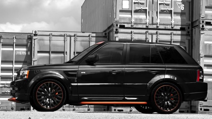 Tampilan samping Range Rover Sport 2010 hasil karya dari Kahn Design