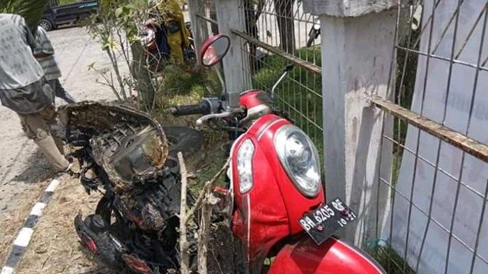 Kondisi Honda Scoopy yang terbakar usai isi BBM di SPBU Pembengis, Bram Itam, Tanjung Jabung Barat, Jambi