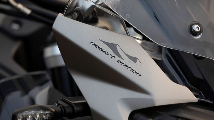 Detail spesial pada Triumph Tiger 1200 Desert Edition