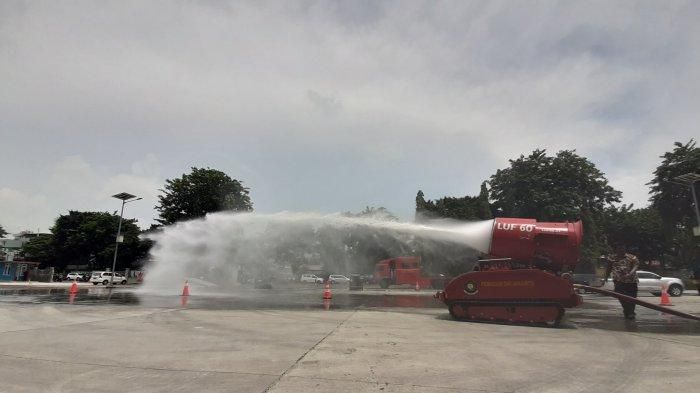 LUF 60, mobil robot pemadam kebakaran Pemerintah Provinsi DKI Jakarta seharga rp 8 miliar asal Austria