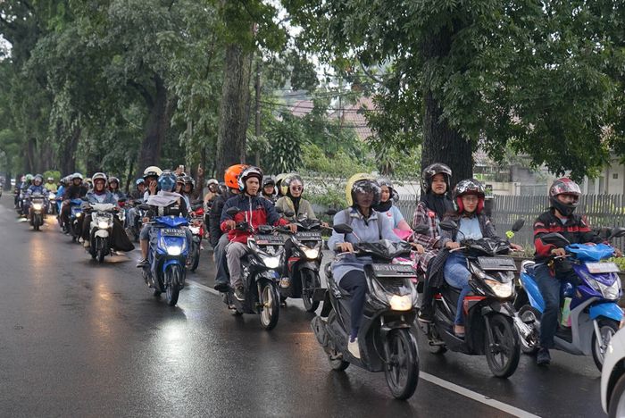 City Rolling dengan Honda BeAT di Bandung
