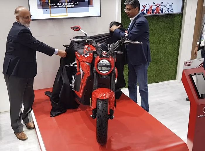 Motor listrik Hero AE-47 telah resmi mengaspal