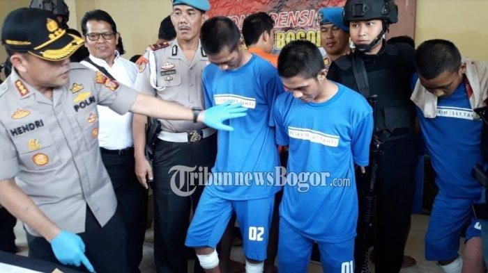 Komplotan jambret ditembak di bagian kaki karena berusaha melawan saat ditangkap petugas Reskrim Polresta Bogor Kota. (TribunnewsBogor.com/Lingga Arvian Nugroho)
