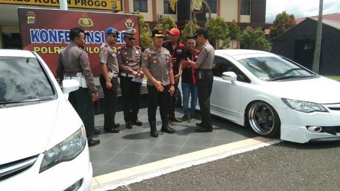 Honda Civic FD yang terlibat pembuatan video di Underpass Kulon Progo