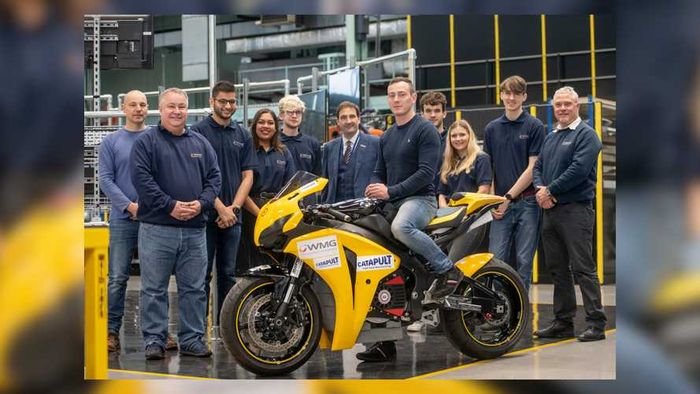 Motor balap listrik dengan basis Honda CBR1000RR Fireblade buatan Warwick Moto