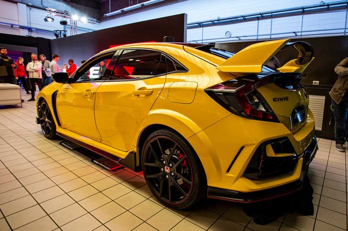 Tampilan belakang jadi lebih sporti