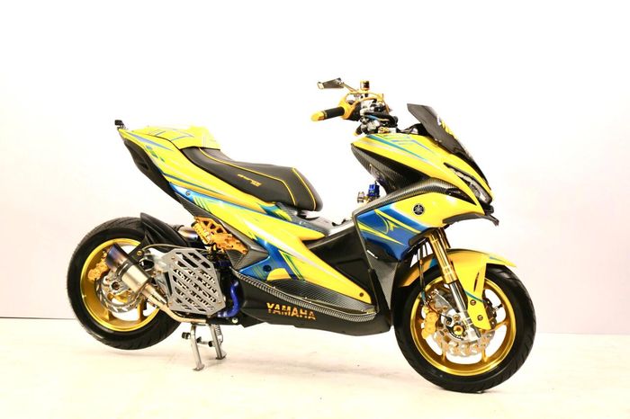 Yamaha Aerox juara Racing Look Customaxi x Heritage Build Makassar