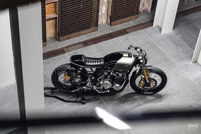 Sebuah cafe racer yang sungguh menawan