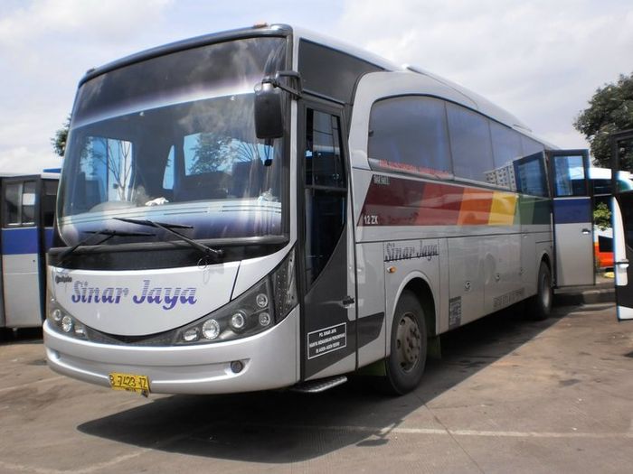 Bus Sinar Jaya