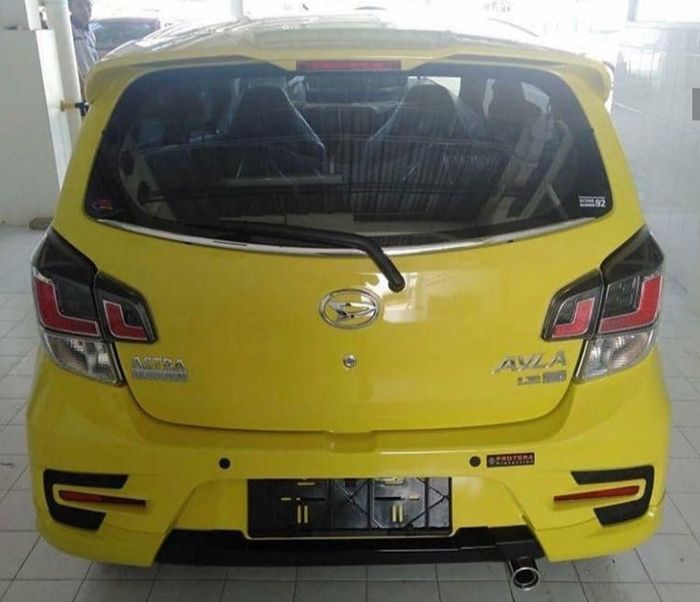 Tampak belakang Daihatsu Ayla facelift