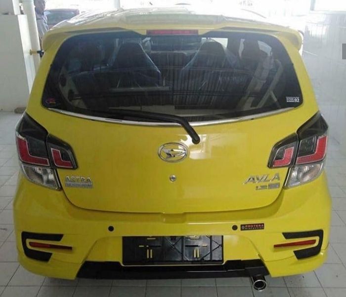 Tampak belakang Daihatsu Ayla facelift