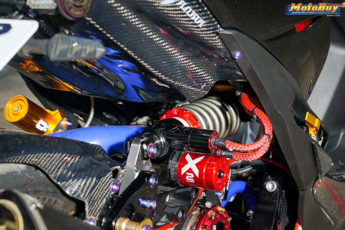 Shock belakang pakai Shark Factory X2E