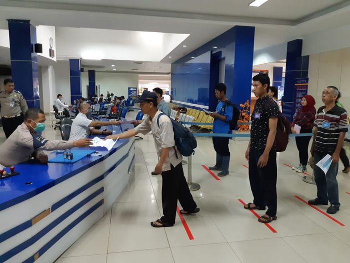 Jaga jarak antara masyarakat untuk hindari penyebaran virus