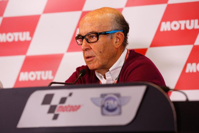 Carmelo Ezpeleta akan mempertimbangkan jalannya MotoGP 2020 tanpa penonton di sirkuit