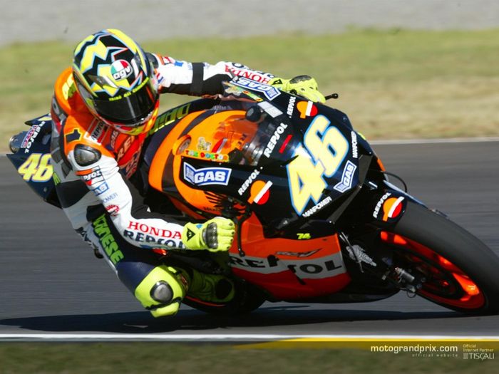 Desain helm Soleluna yang menjadi favorit Valentino Rossi.