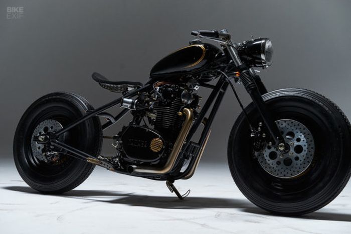 Yamaha XS650 cafe bobber yang menawan